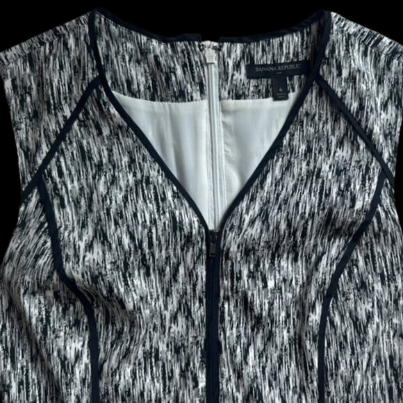 Banana Republic Black and White Sheath Dress - Picture 3 of 3